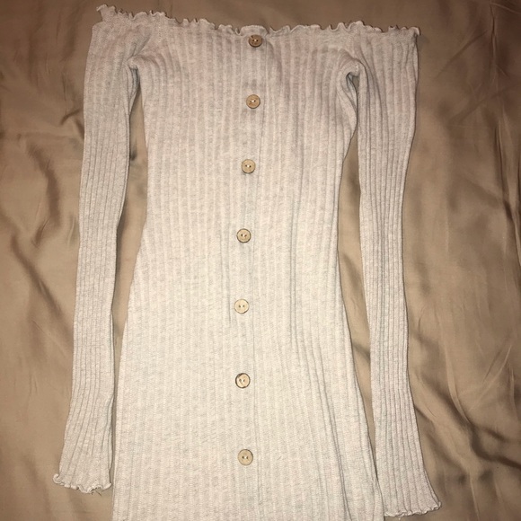 Off the shoulder bodycon dress - Picture 3 of 5